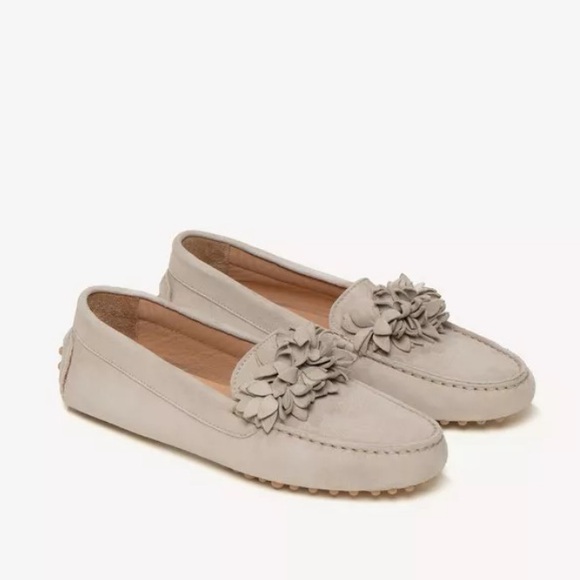 M Gemi Shoes - M Gemi The Felize Fiori Suede Embellished Driving Loafer Slip On Mule in Beige